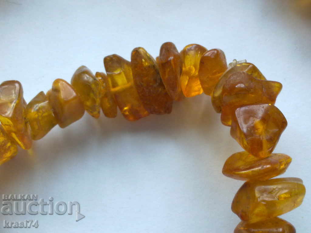 chihlimbar colier cu preț 28.00 BGN | € 14.32 chihlimbar colier cu preț 28.00 BGN | € 14.32