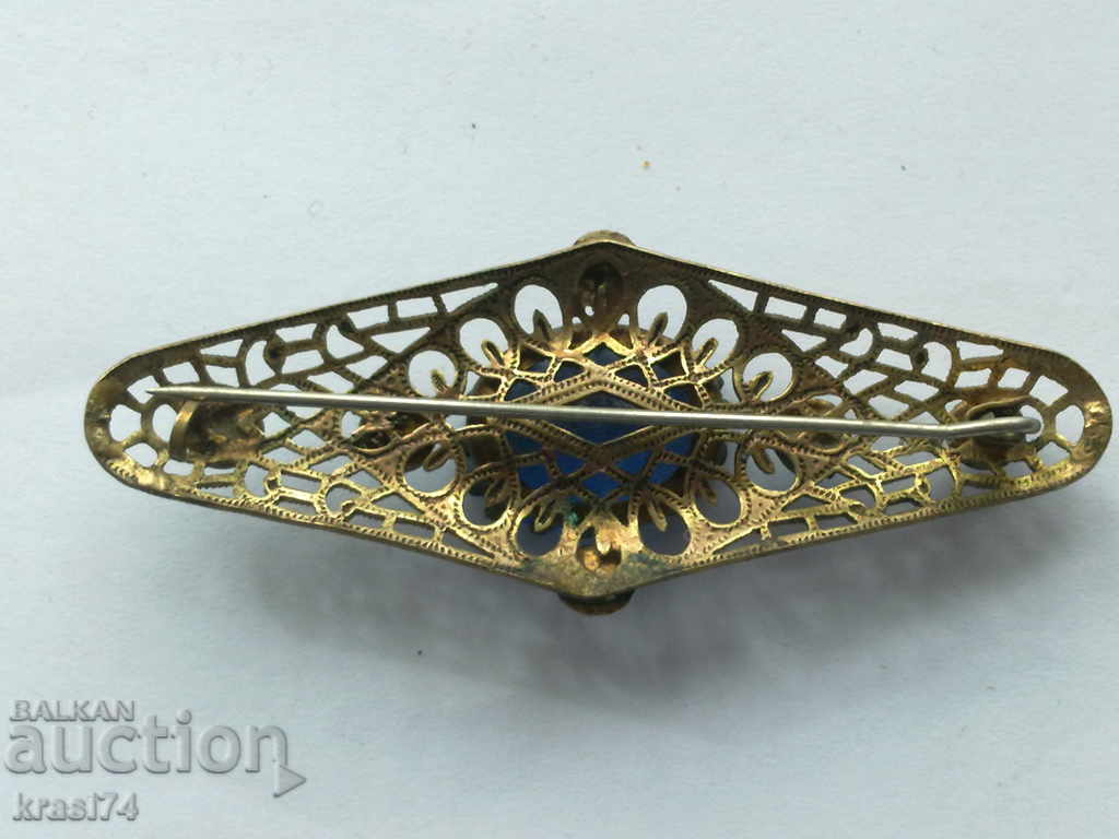 Old brooch with price 18.00 BGN | € 9.20 Old brooch with price 18.00 BGN | € 9.20