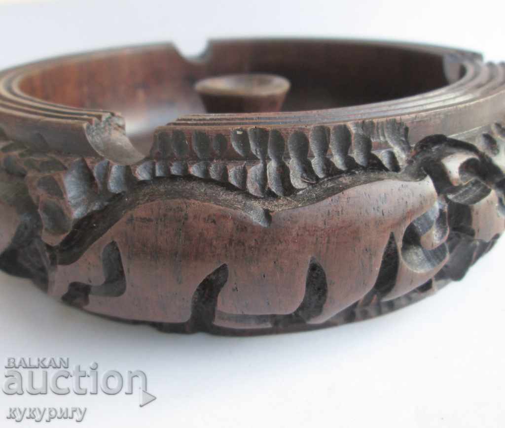 Old wooden African ashtray carved unused - 5 Old wooden African ashtray carved unused - 5