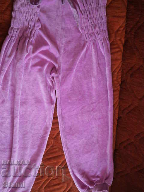Plush pants in lilac, size 8