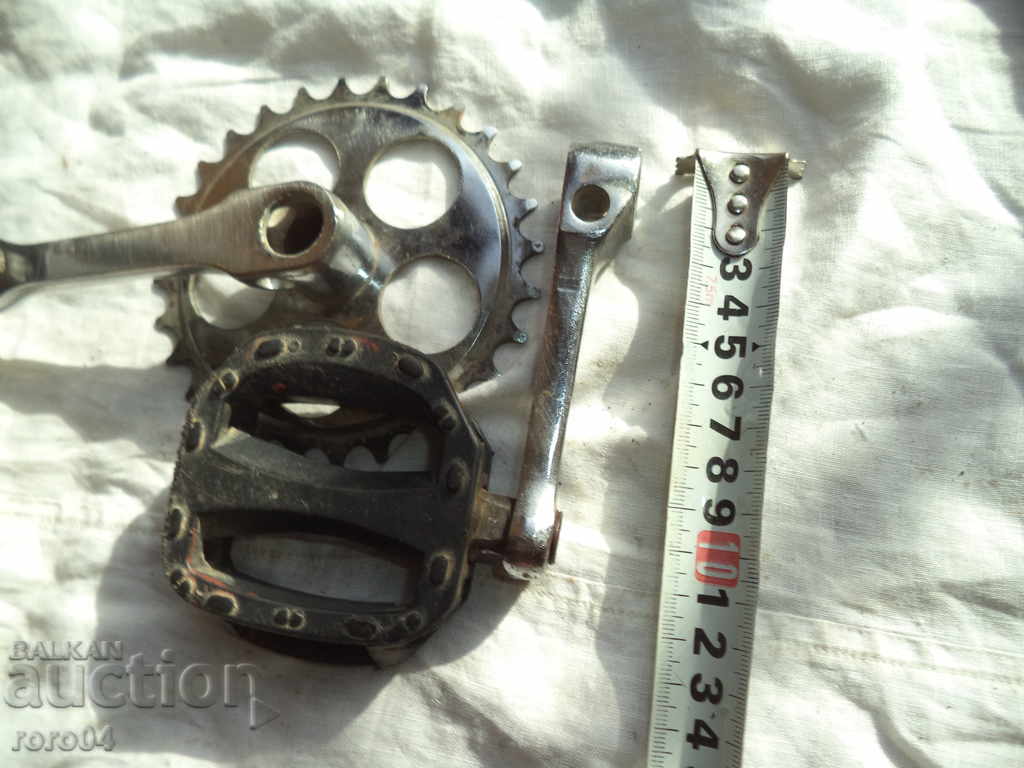 OLD CHILDREN'S BODY PEDALS WITH CURVES - ACTUALLY with price 19.99 BGN | € 10.22 OLD CHILDREN'S BODY PEDALS WITH CURVES - ACTUALLY with price 19.99 BGN | € 10.22