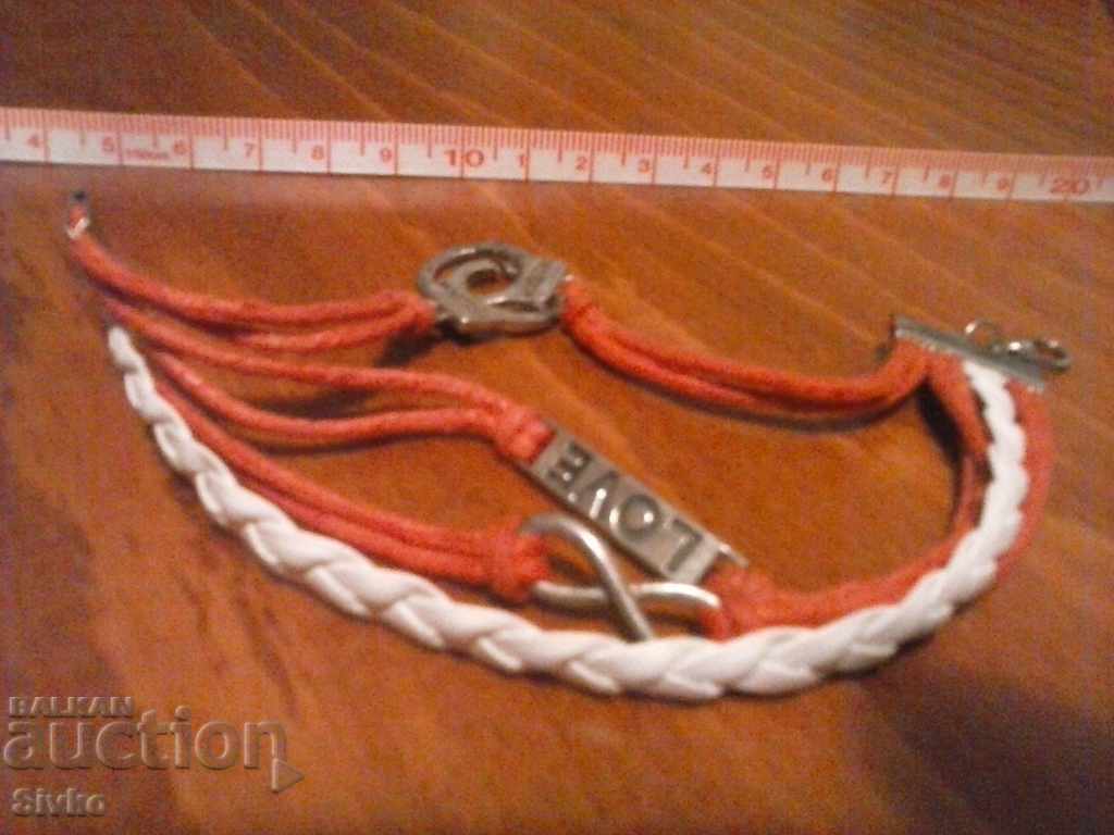 Necklace with messages with price 0.01 BGN | € 0.01