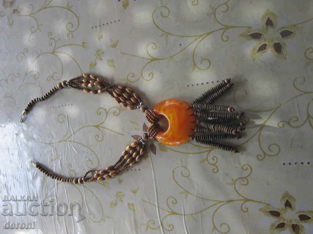 Delivery of Unique necklace necklace with amber cataline bakelite 2 Delivery of Unique necklace necklace with amber cataline bakelite 2