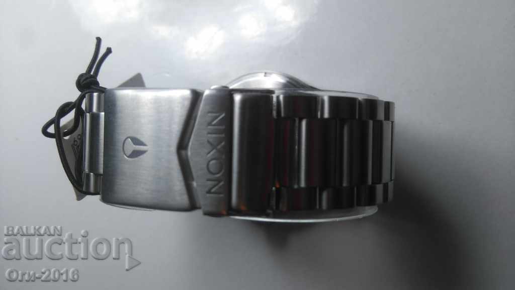 Auction Clock NIXON Auction Clock NIXON