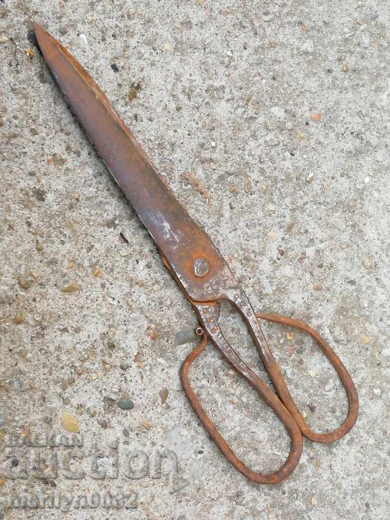 Renaissance forged scissors, wrought iron with price 41.00 BGN | € 20.96
