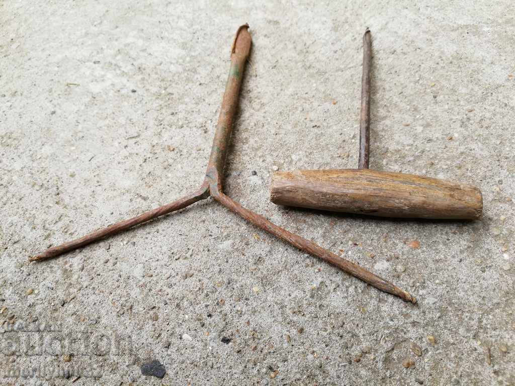 Παρτίδα Τιράντες, τιράντες, τρυπάνι με τιμή 37.00 BGN | € 18.92 Παρτίδα Τιράντες, τιράντες, τρυπάνι με τιμή 37.00 BGN | € 18.92