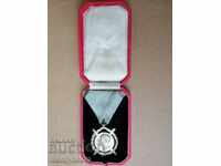 Order of Merit Kingdom of Bulgaria with box ribbon for Courage