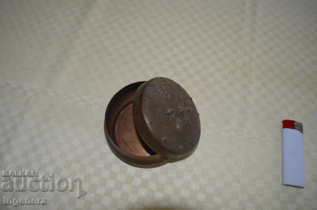 Delivery of STARA MASINGOVA BOX RARE MEETING Delivery of STARA MASINGOVA BOX RARE MEETING