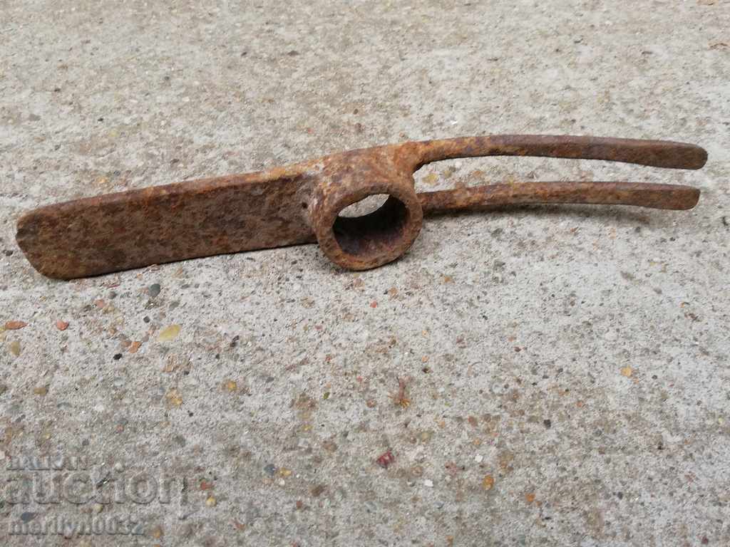 Old agricultural tool, turntable, pick, chap with price 38.00 BGN | € 19.43