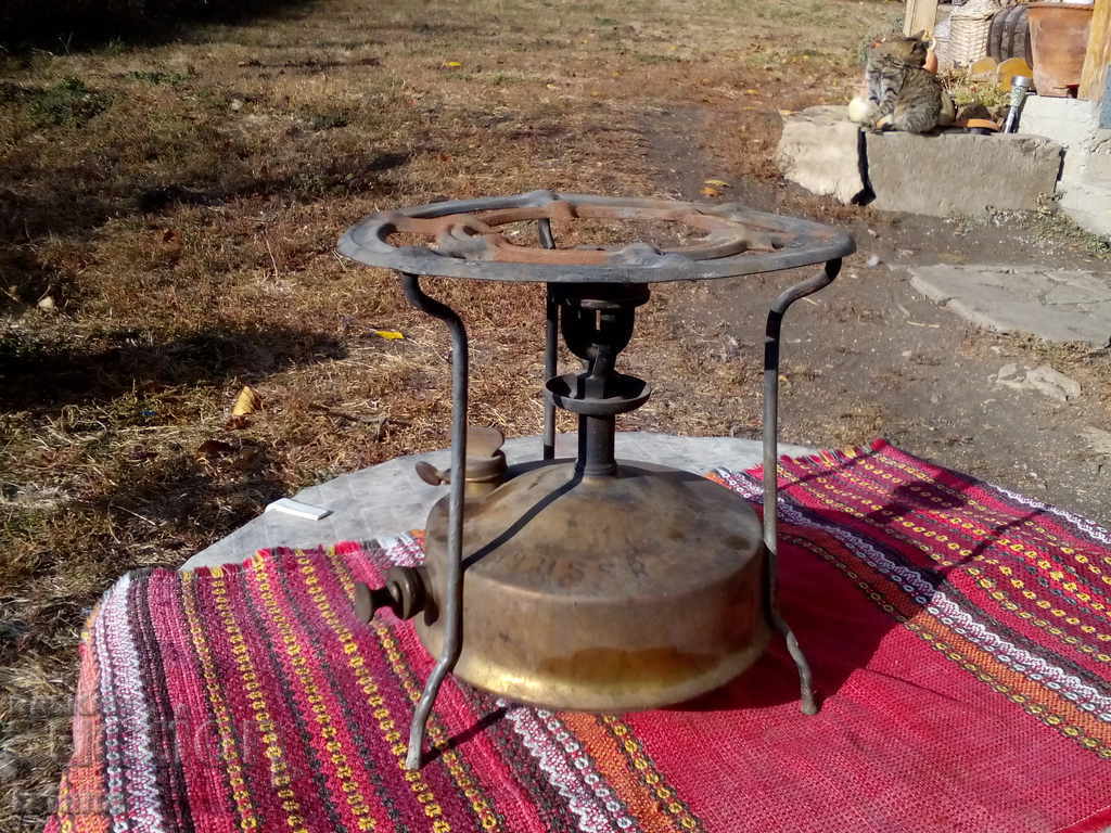 Old gas stove, primus with price 60.00 BGN | € 30.68 Old gas stove, primus with price 60.00 BGN | € 30.68