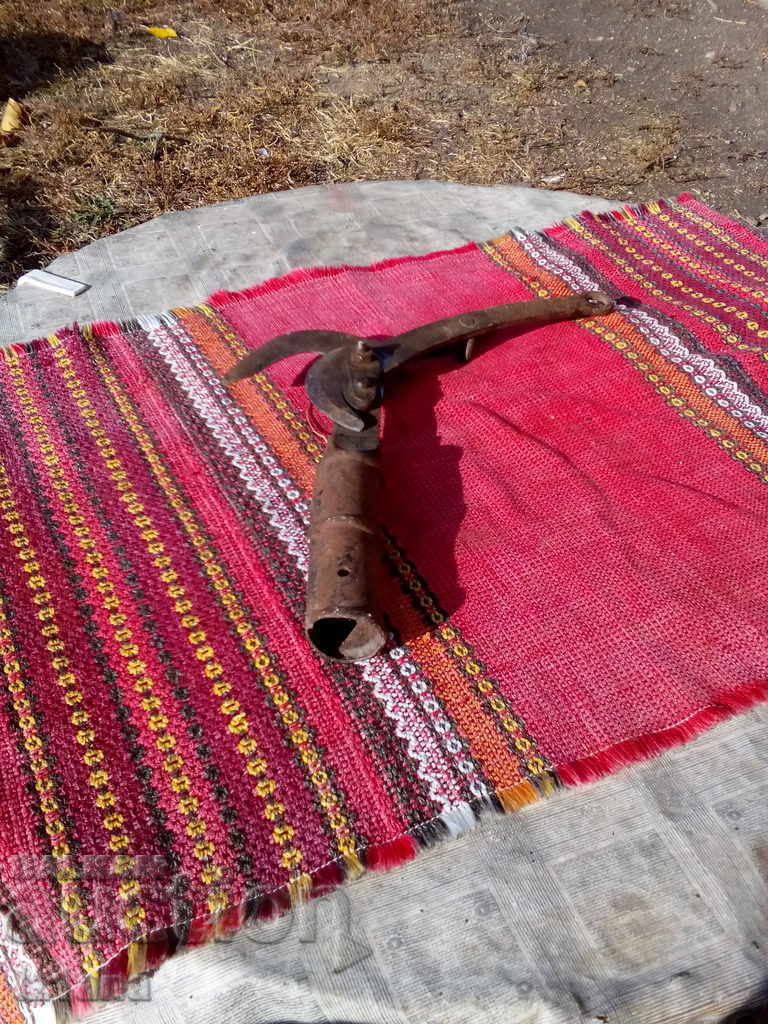 Delivery of Ancient tool Delivery of Ancient tool