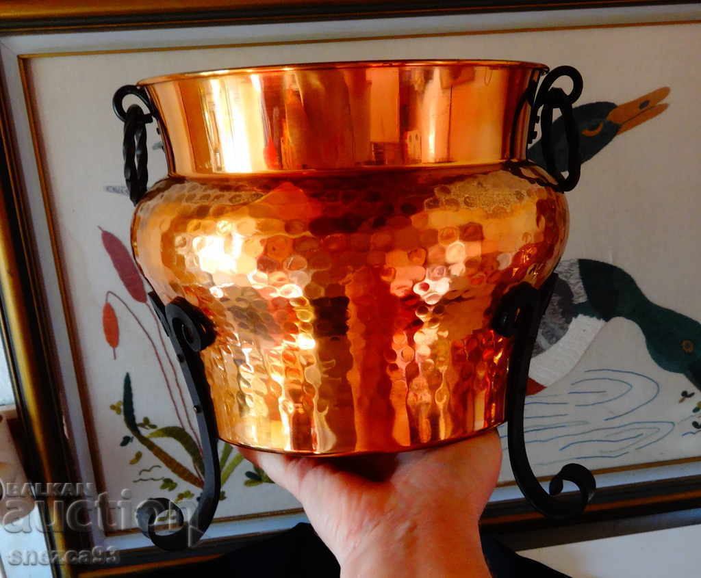 Χάλκινη σαμπανιέρα, χάλκινο δοχείο, χάλκινη κατσαρόλα 4 λίτρων με τιμή 89.00 BGN | € 45.50 Χάλκινη σαμπανιέρα, χάλκινο δοχείο, χάλκινη κατσαρόλα 4 λίτρων με τιμή 89.00 BGN | € 45.50