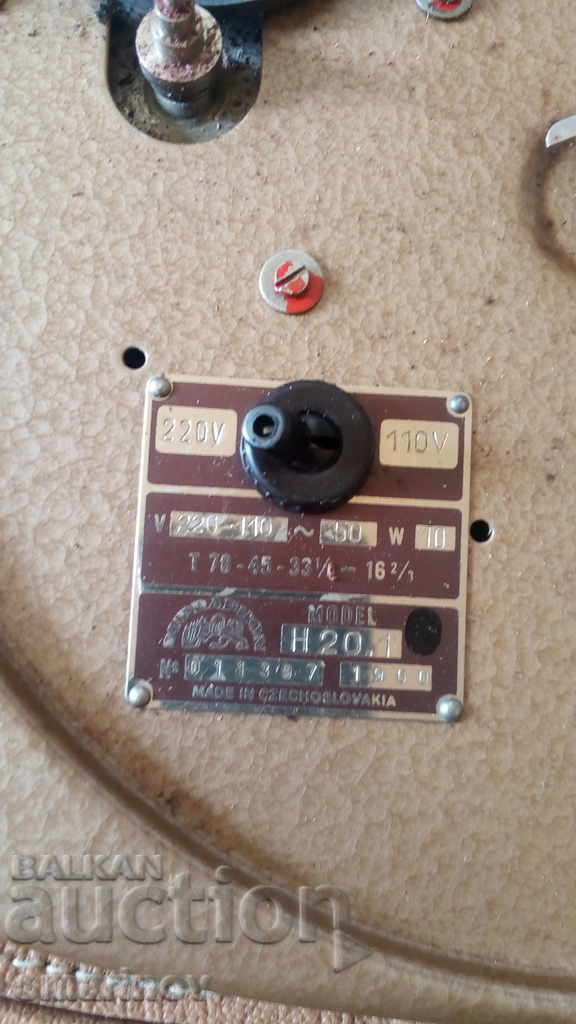 Licitație gramofon retro vechi