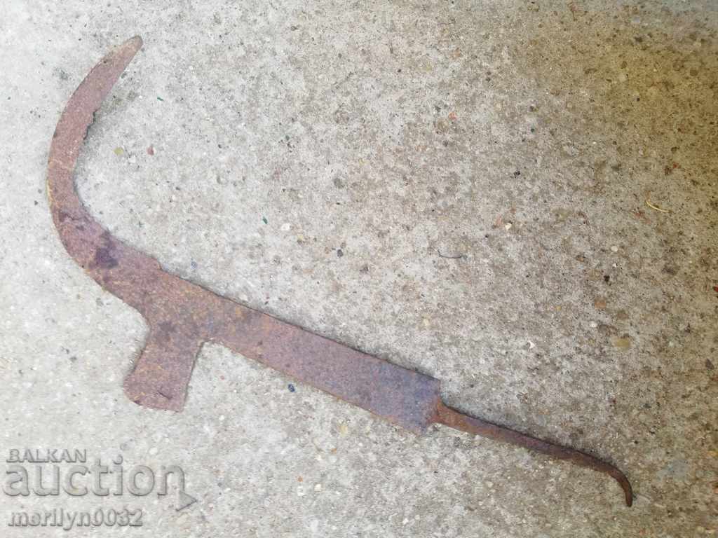 Old hand-forged scythe, wrought iron blade - 5 Old hand-forged scythe, wrought iron blade - 5