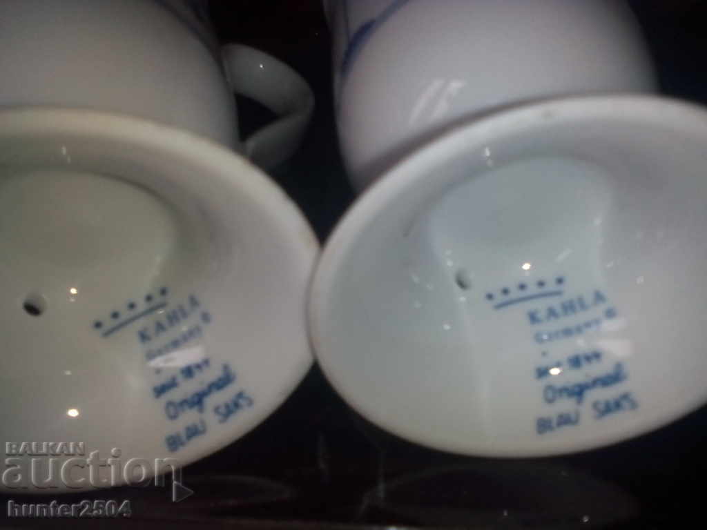 Mugs 2 pieces with floral motifs, "Kahla" DDR. with price 24.95 BGN | € 12.76 Mugs 2 pieces with floral motifs, "Kahla" DDR. with price 24.95 BGN | € 12.76