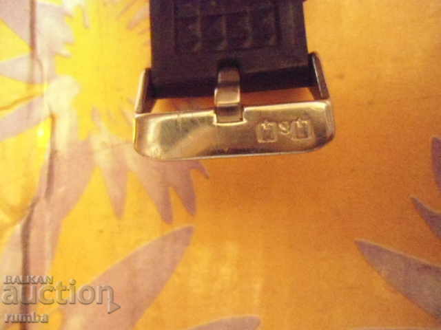 Auction Q and Q Auction Q and Q