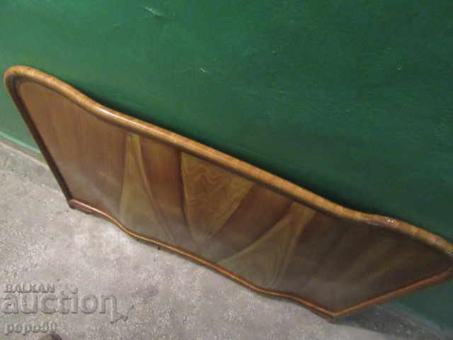 OLD BEAUTIFUL METAL FRONT BED - 5 OLD BEAUTIFUL METAL FRONT BED - 5