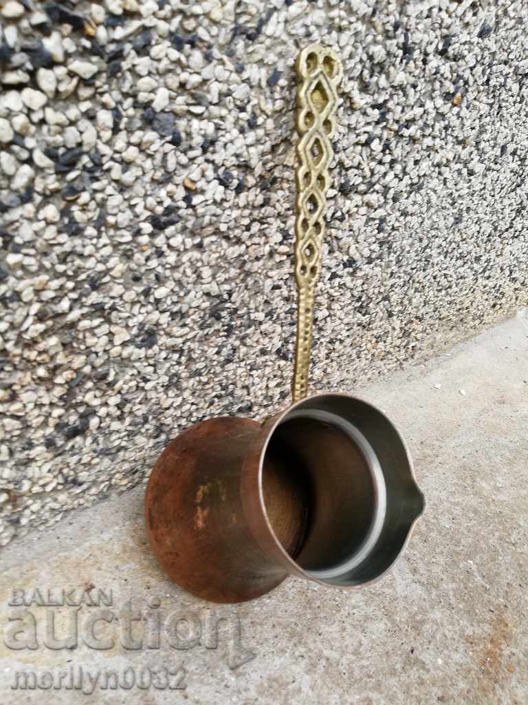 Delivery of Old copper tin, coffee, baker, copper pot Delivery of Old copper tin, coffee, baker, copper pot