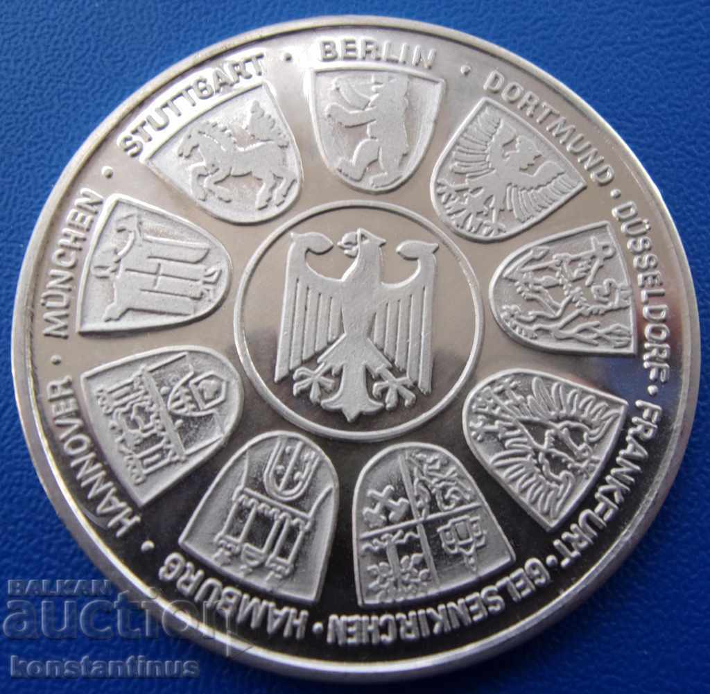 Germania 1974 Argint '925 - 40mm, Rare UNC PROOF cu preț € 33.23 | 64.99 BGN