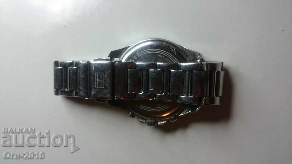 Auction Clock TOMMY HILFIGER Auction Clock TOMMY HILFIGER