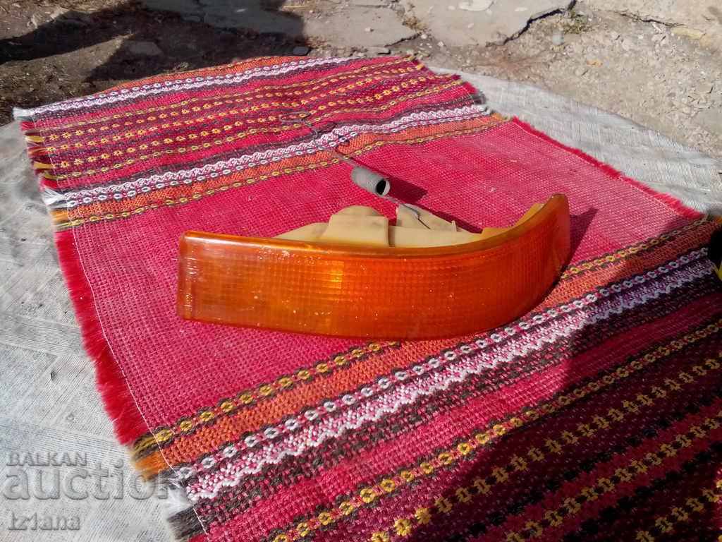 winker cu preț 10.00 BGN | € 5.11 winker cu preț 10.00 BGN | € 5.11