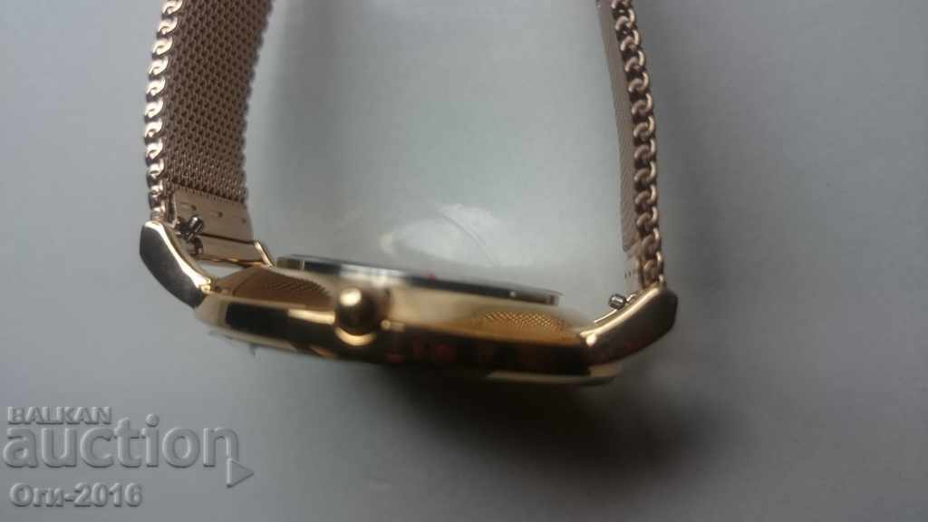 Auction CLUSE clock Auction CLUSE clock