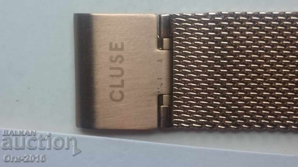 CLUSE clock - 6 CLUSE clock - 6