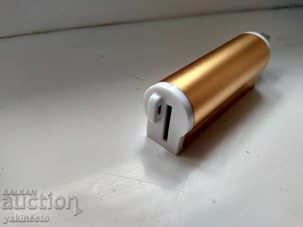 USB toate într-unul, cititor. cu preț 12.00 BGN | € 6.14
