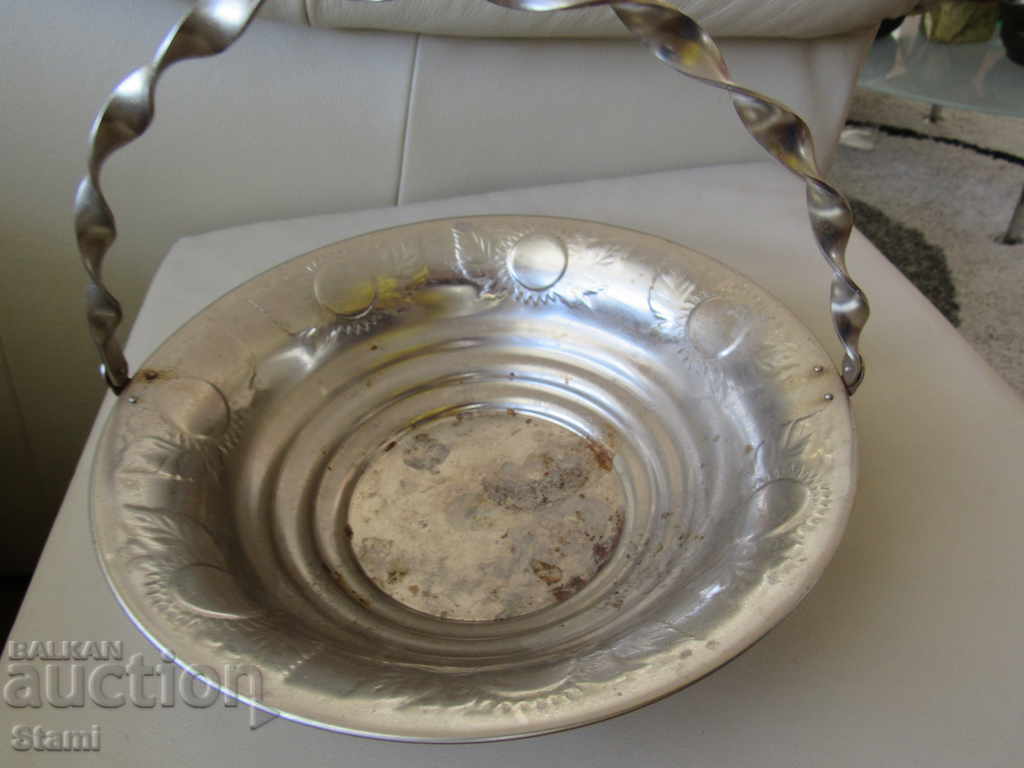 Delivery of Metal fruit of the 70s of the 20th century