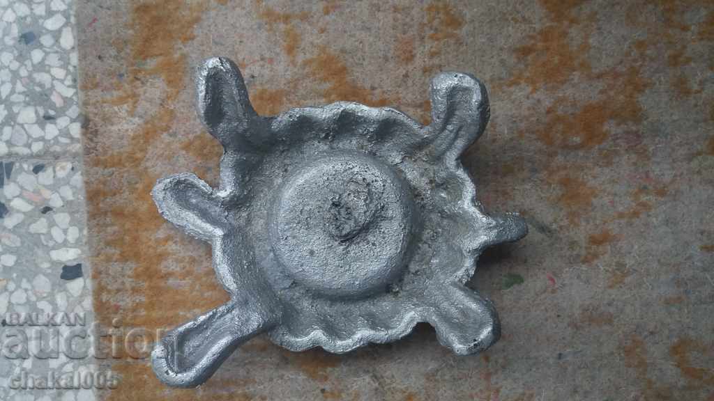 Aluminum ashtray with price 20.00 BGN | € 10.23 Aluminum ashtray with price 20.00 BGN | € 10.23