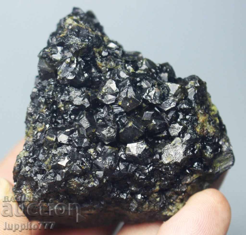 garnish anadrite of a mineral matrix with price 179.99 BGN | € 92.03 garnish anadrite of a mineral matrix with price 179.99 BGN | € 92.03