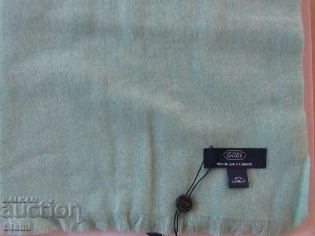 Auction Fine scarf 100% cashmere, mint color, Mongolia Auction Fine scarf 100% cashmere, mint color, Mongolia