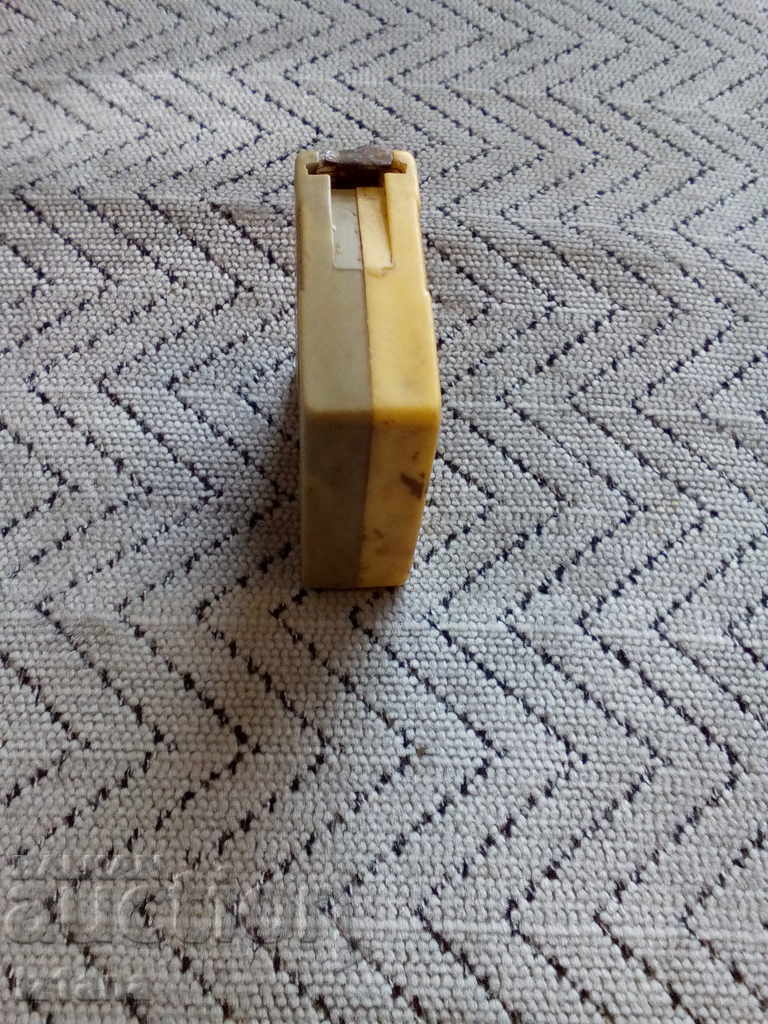 Auction Old roulette Auction Old roulette