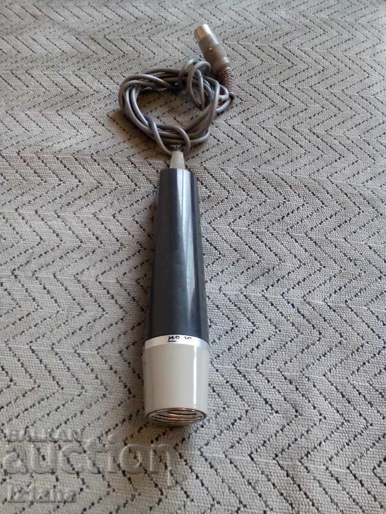 Old microphone with price 15.00 BGN | € 7.67 Old microphone with price 15.00 BGN | € 7.67