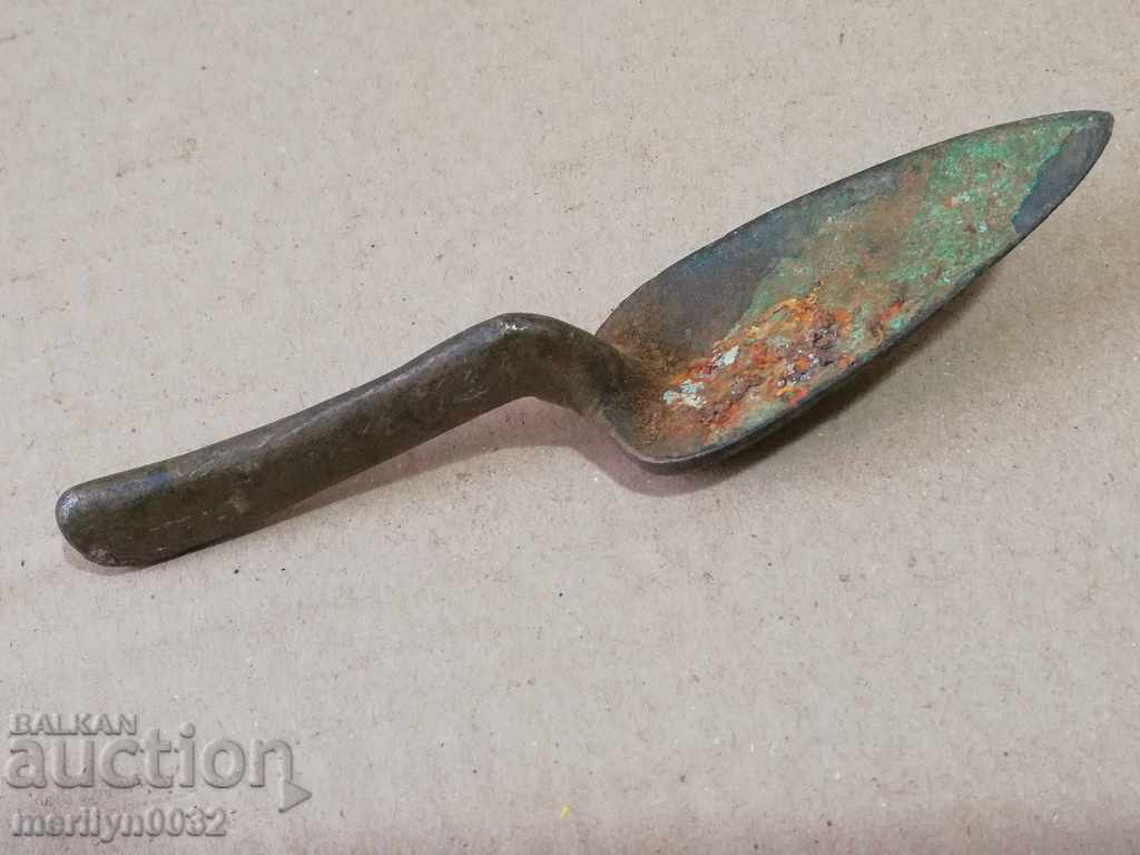 Renaissance bronze napkin with initials with price 96.00 BGN | € 49.08