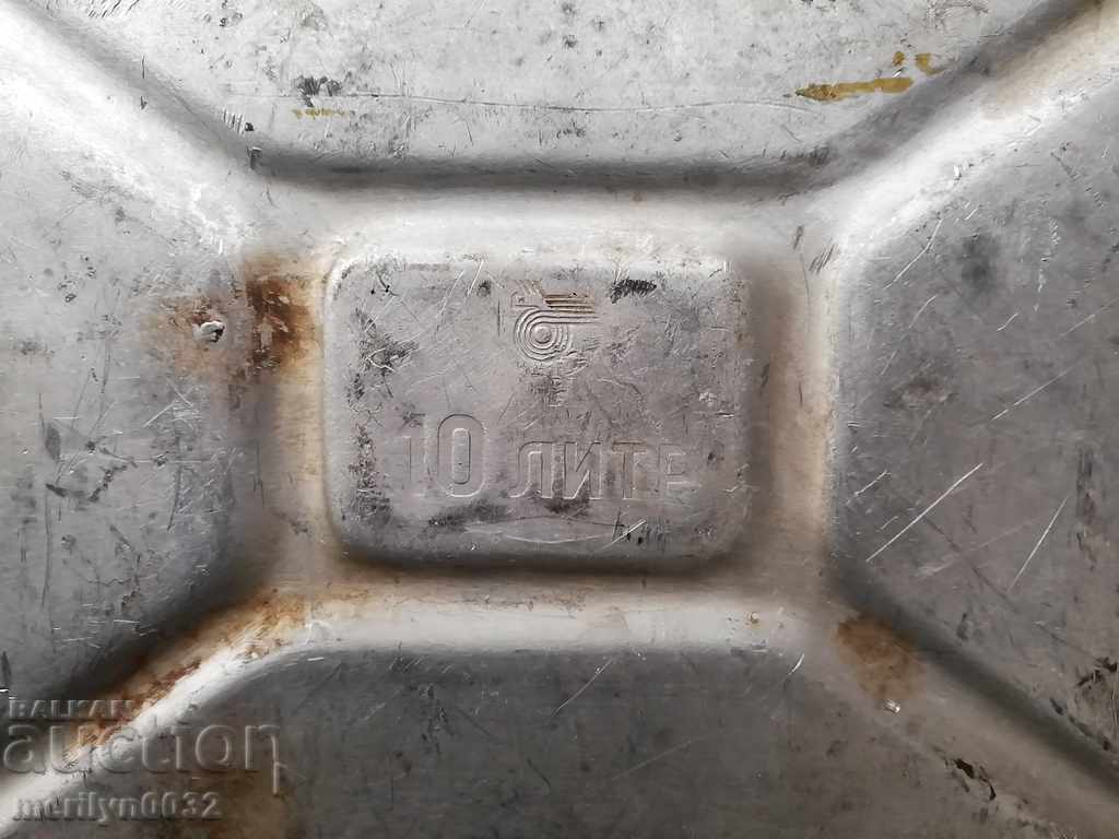 Russian tube 10 liters for fuel 70's aluminum USSR - 6 Russian tube 10 liters for fuel 70's aluminum USSR - 6