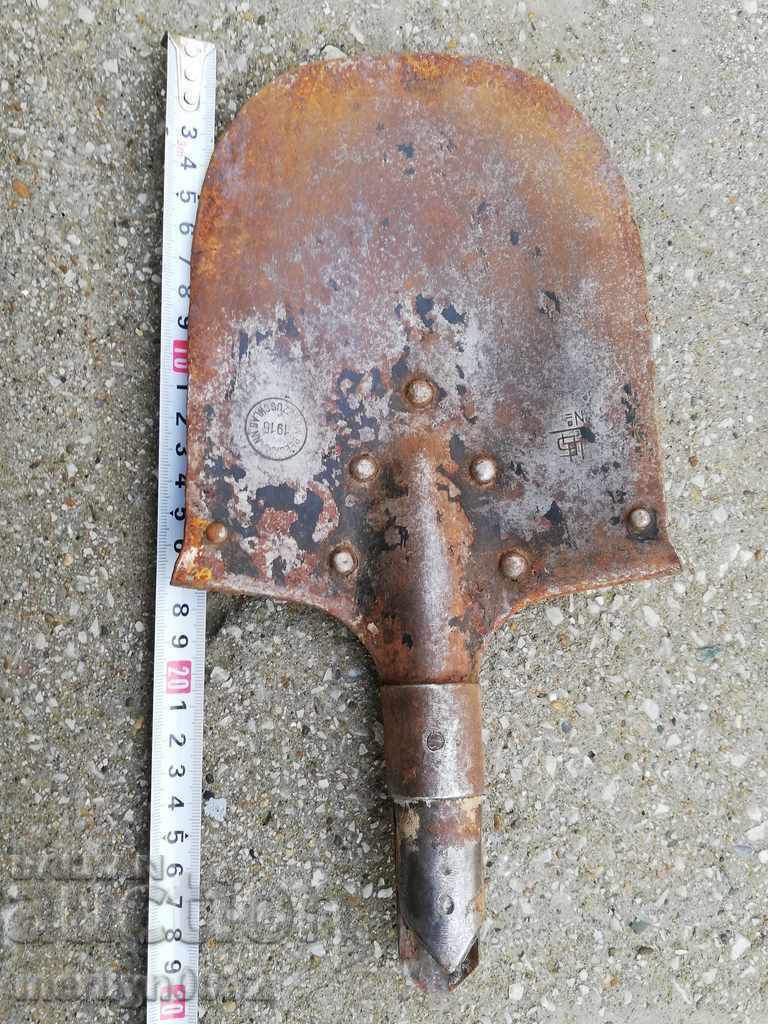 Auction Shaft tool German blade 1915 WW1 First World Auction Shaft tool German blade 1915 WW1 First World