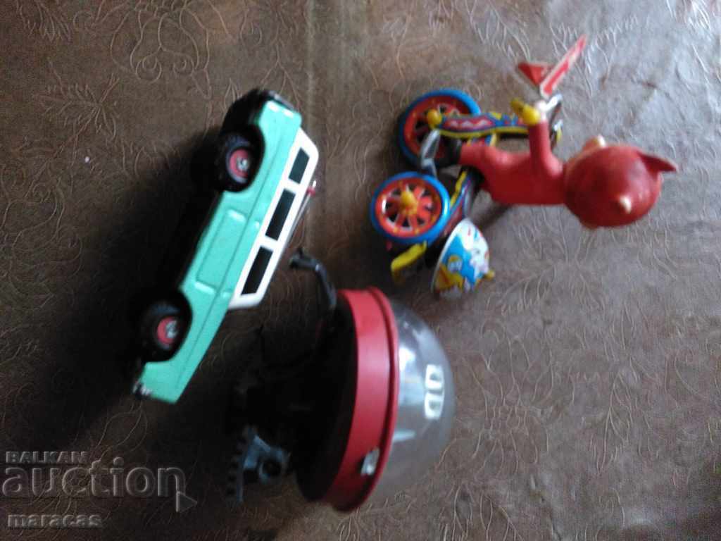Auction  Lot of old toys