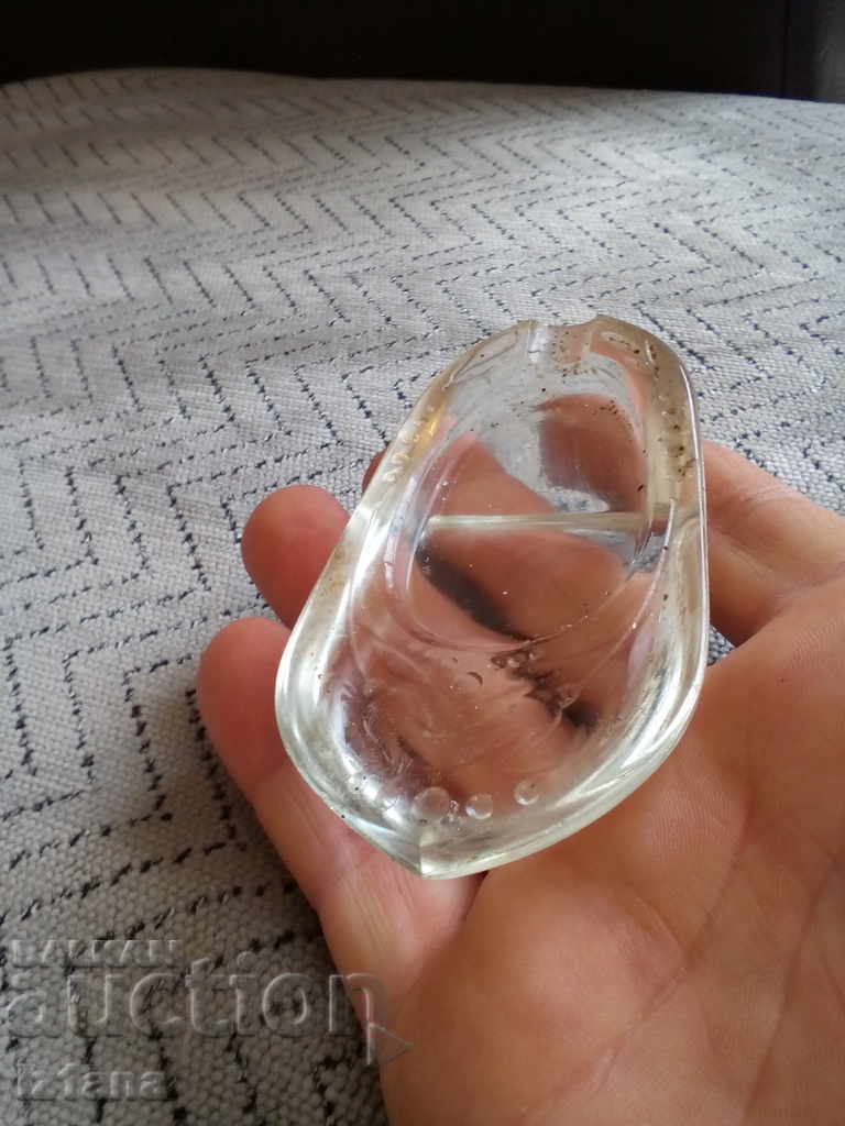 Auction  Old ashtray