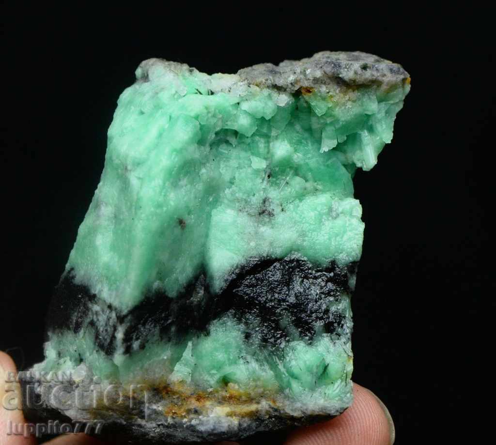 Delivery of emerald emerald beryl of a matrix unique Delivery of emerald emerald beryl of a matrix unique