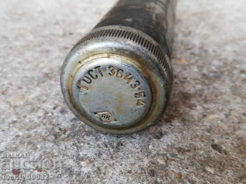 Auction An ancient army motorcycle, a motorcycle grease gun Auction An ancient army motorcycle, a motorcycle grease gun