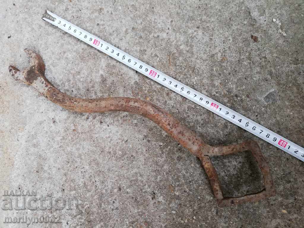 Delivery of Old forged key wagon forged iron tool Delivery of Old forged key wagon forged iron tool