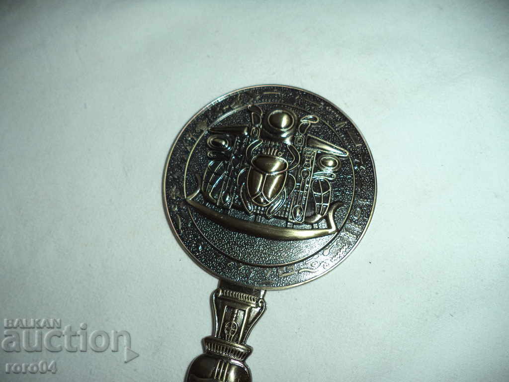 BEAUTIFUL LADY GLASS - 6 BEAUTIFUL LADY GLASS - 6