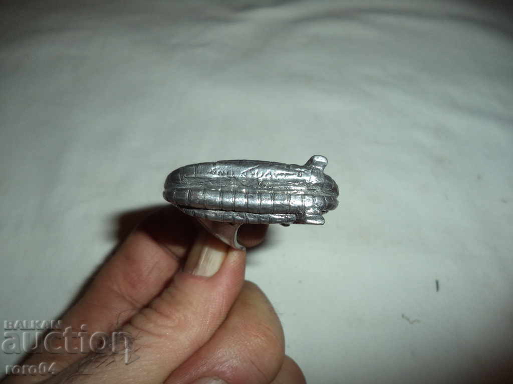 STAR SMALL SCULPTURE - BOAT II - MARKED - 7 STAR SMALL SCULPTURE - BOAT II - MARKED - 7