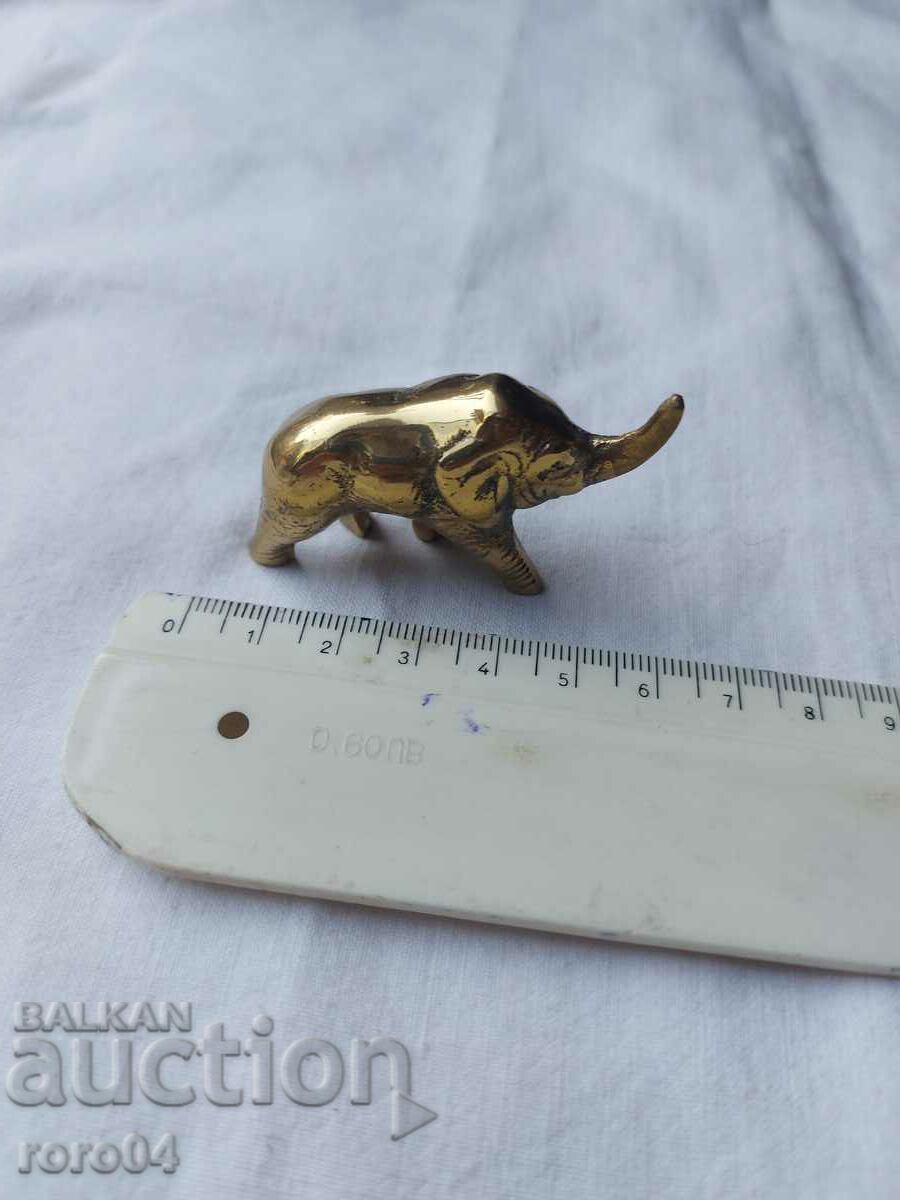 Auction BEAUTIFUL OLD BRONZE MASIVE SCULPTURE ON SLONCHE Auction BEAUTIFUL OLD BRONZE MASIVE SCULPTURE ON SLONCHE