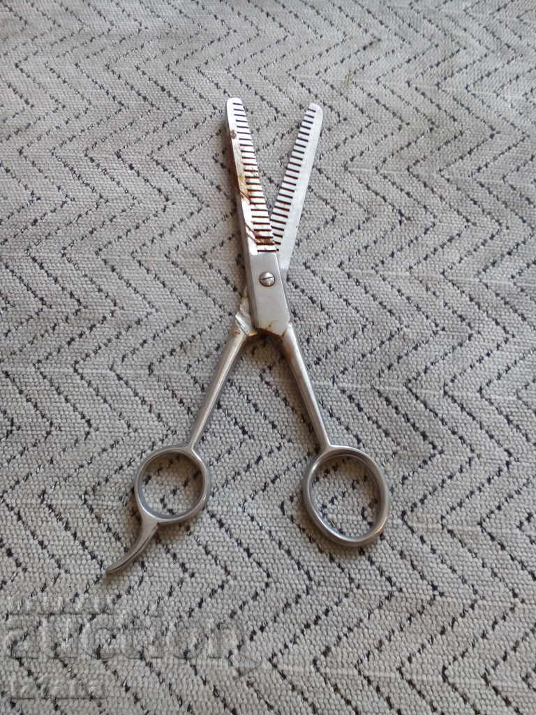 Auction  Old scissors, scissors