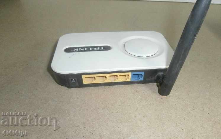 Rowater 3 cu preț 5.00 BGN | € 2.56