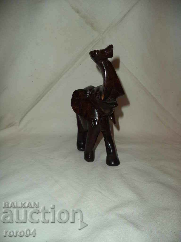 ΜΟΝΑΔΙΚΟ ΜΕΓΑΛΟ ΠΑΛΑΙΟ ΞΕΧΩΡΙΣΜΕΝΟ ΣΑΛΟΝΙ