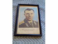 Imaginea veche a lui Yuri Gagarin