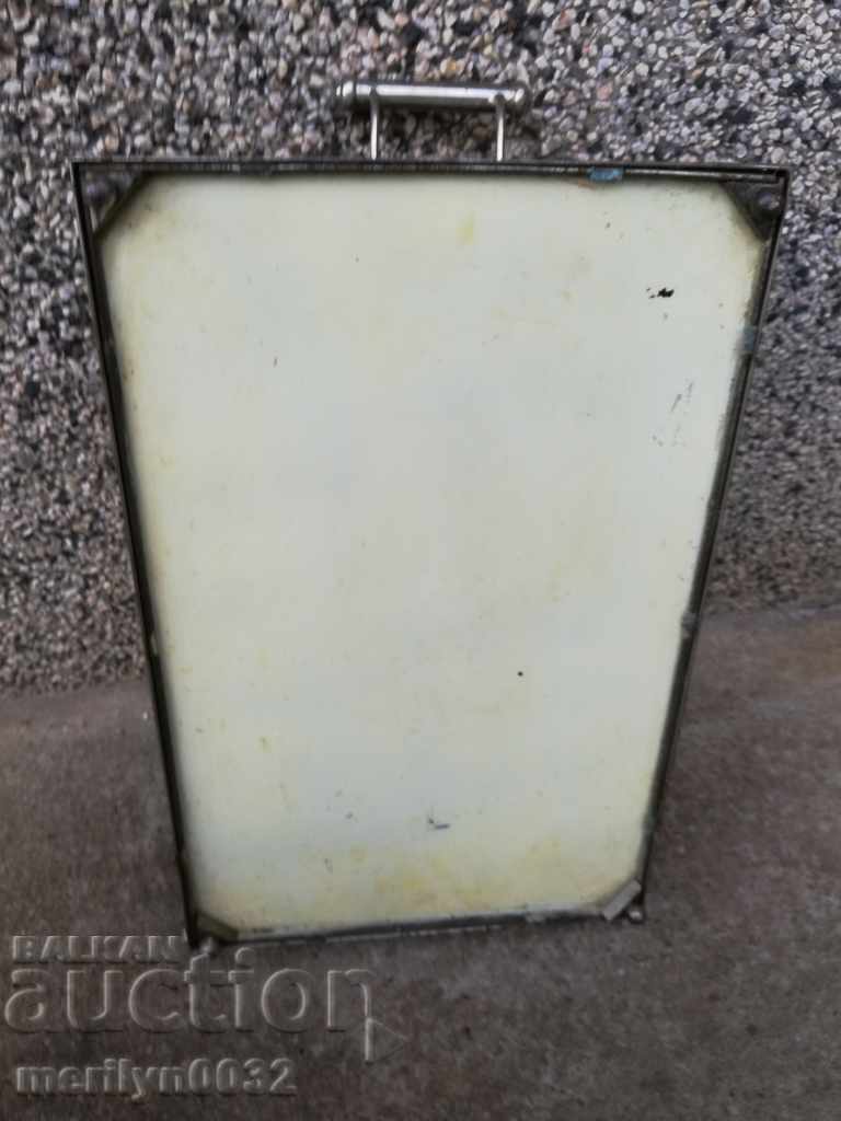 Delivery of Old tray, tray, plateau Delivery of Old tray, tray, plateau